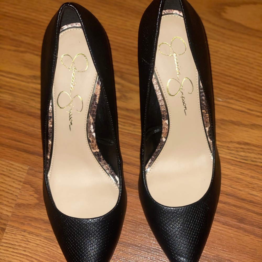 Pumps- new w/o box or tags